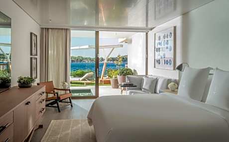Nafsika Sea View Garden One Bedroom Suite King Bed