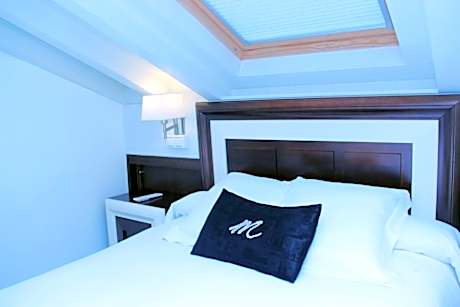 Two Double Beds Room (4 Adults)