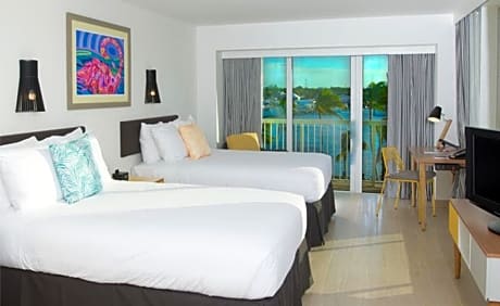 Harbour Deluxe Balcony - Double - Double