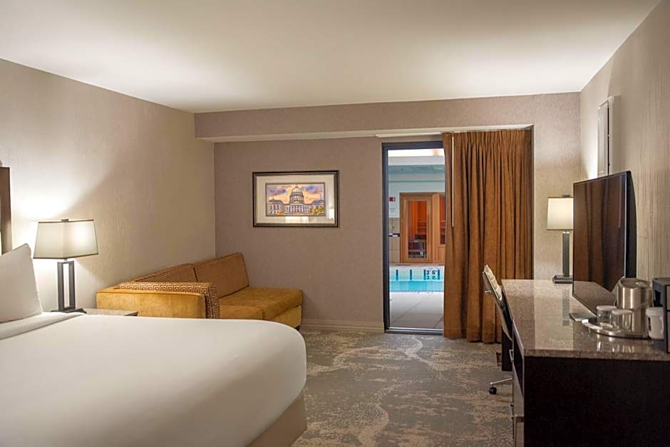 The Madison Concourse Hotel