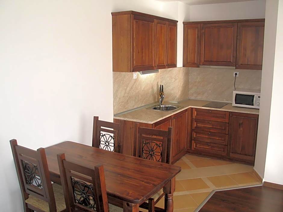 Winslow Infinity Aparthotel