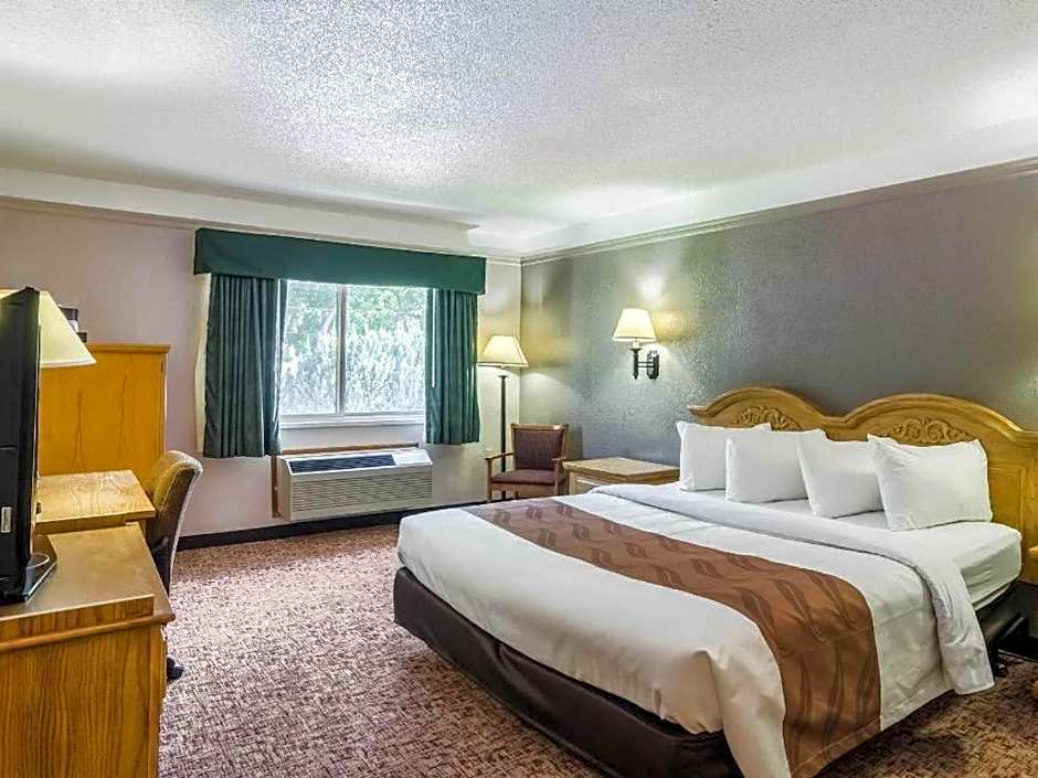 Quality Inn