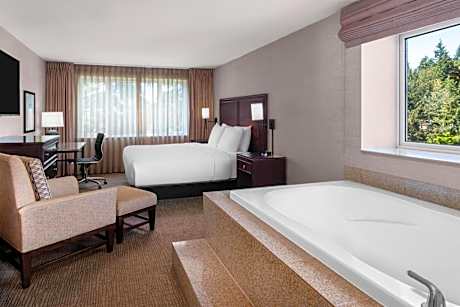 King Room with Jetted Tub - Non-Smoking