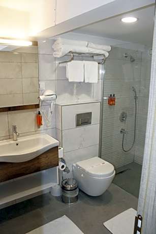 Economy Single Room