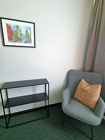 Standard Single Room with Shared Bathroom