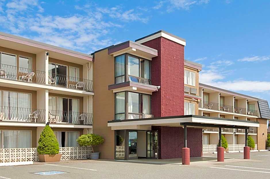 Travelodge by Wyndham Nanaimo