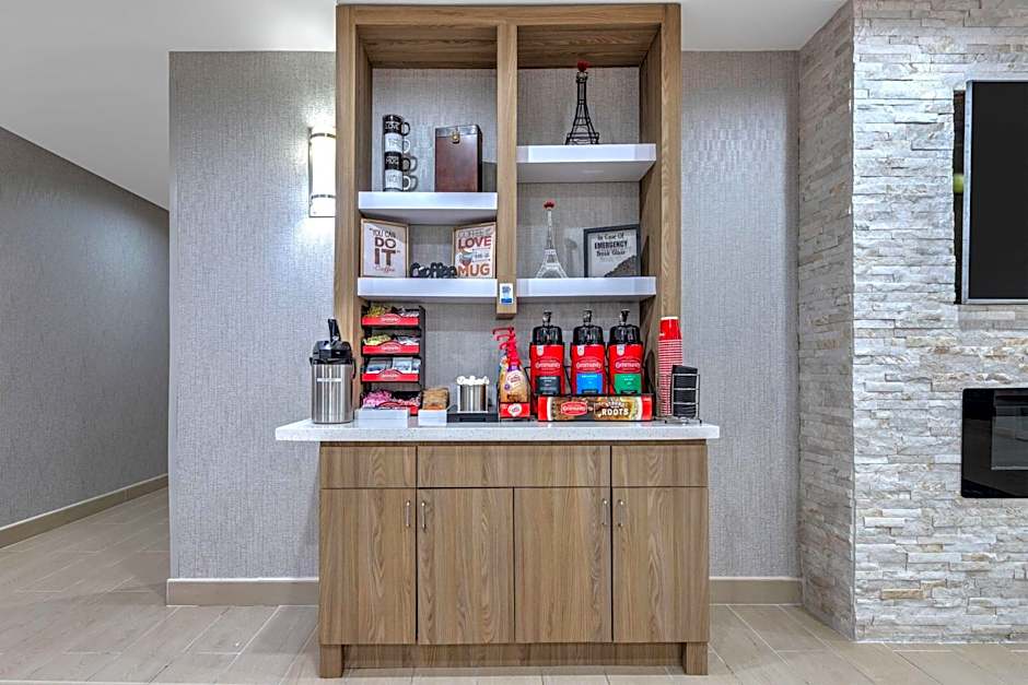 La Quinta Inn & Suites by Wyndham Paris