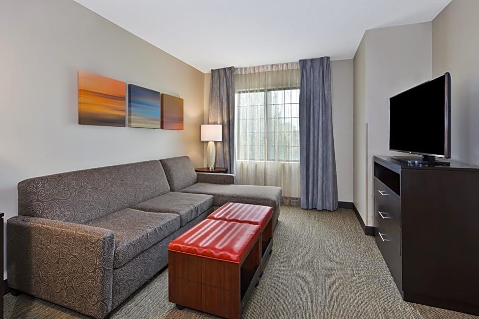 Staybridge Suites Detroit-Utica by IHG