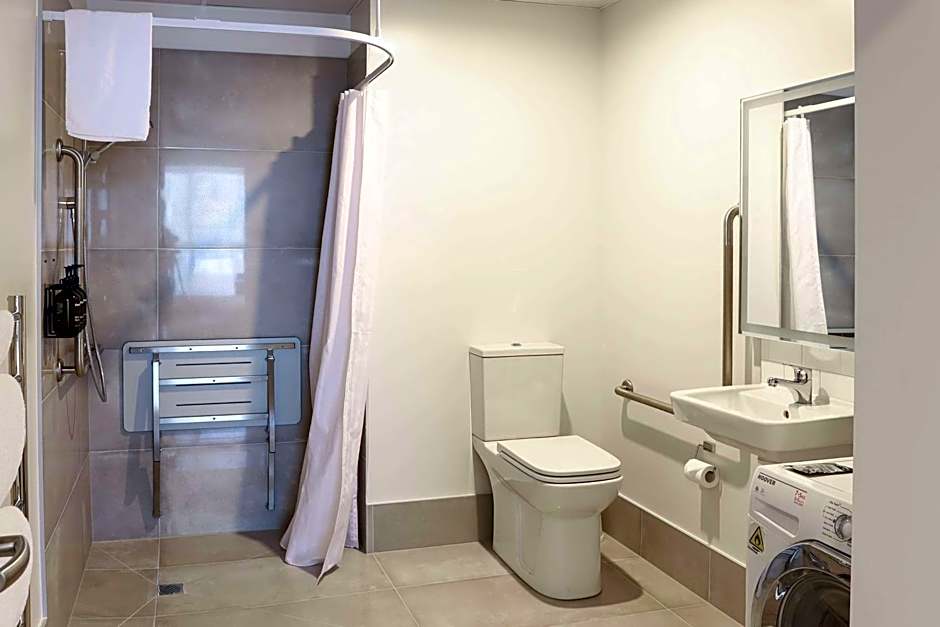 Ramada by Wyndham Wellington Taranaki Street