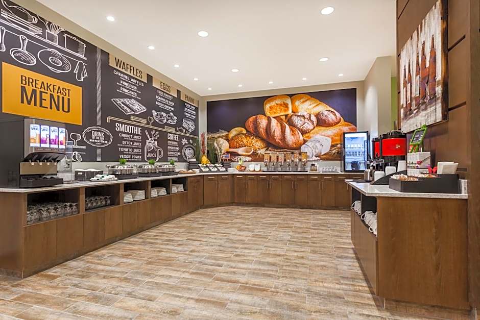 Wyndham Garden Edmonton Airport