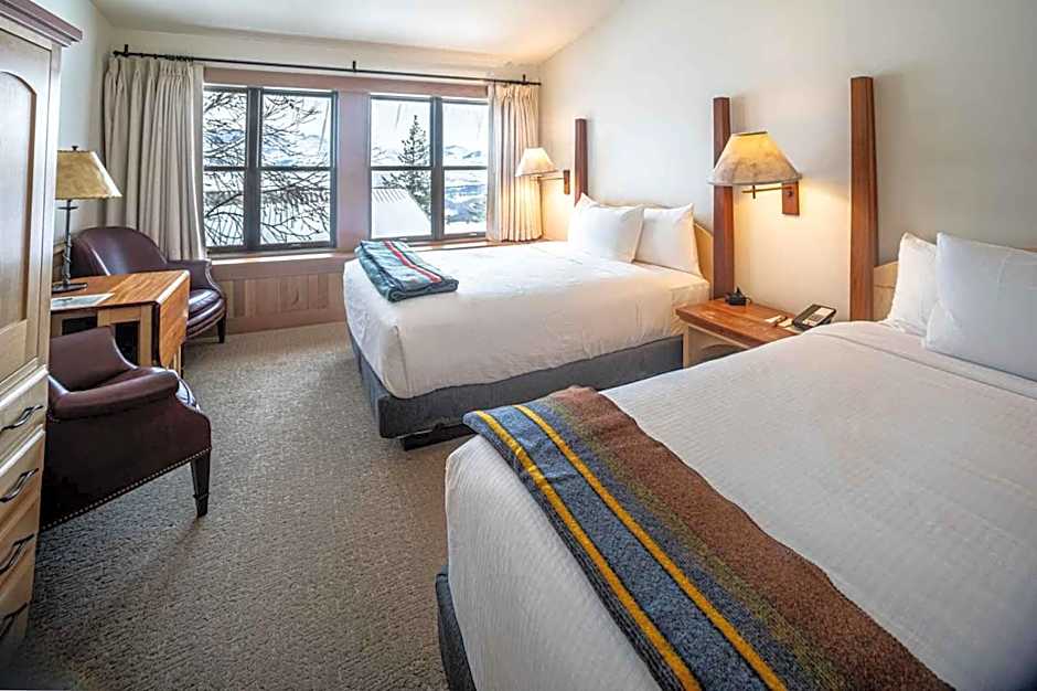 Photo 1 of 4 of 2 Queen Beds Lodge
