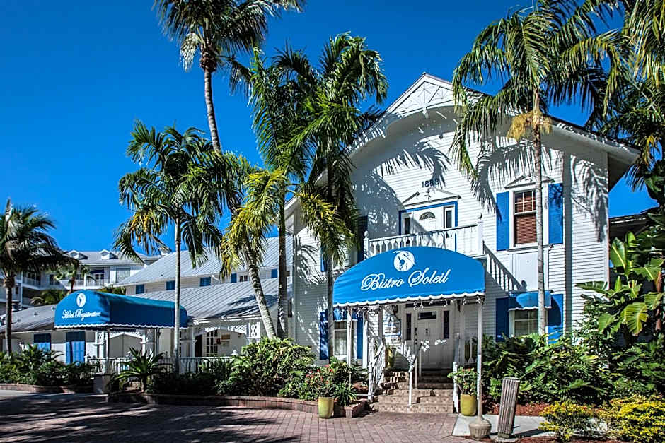 Olde Marco Island Inn And Suites