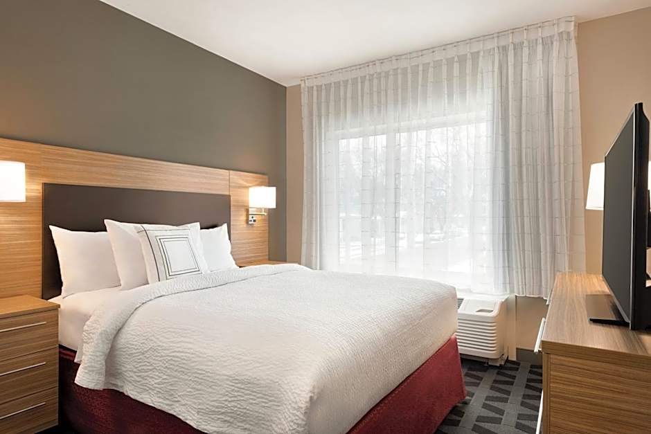 TownePlace Suites by Marriott Dubuque Downtown