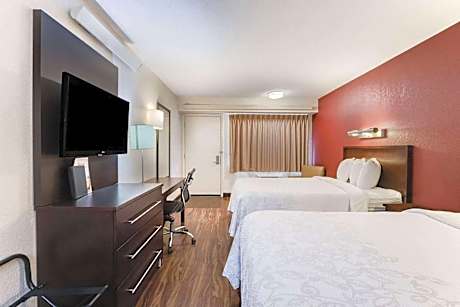 2 Double Beds Non-Smoking