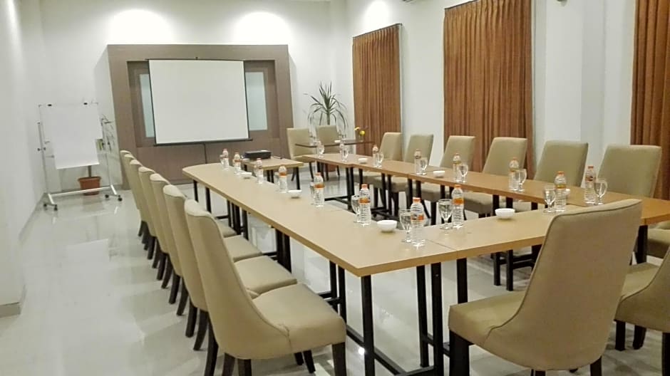 Midtown Xpress Sampit