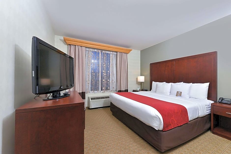 Comfort Suites Airport Tukwila Seattle