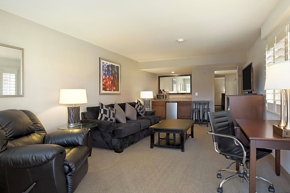 Infinity Inn & Suites