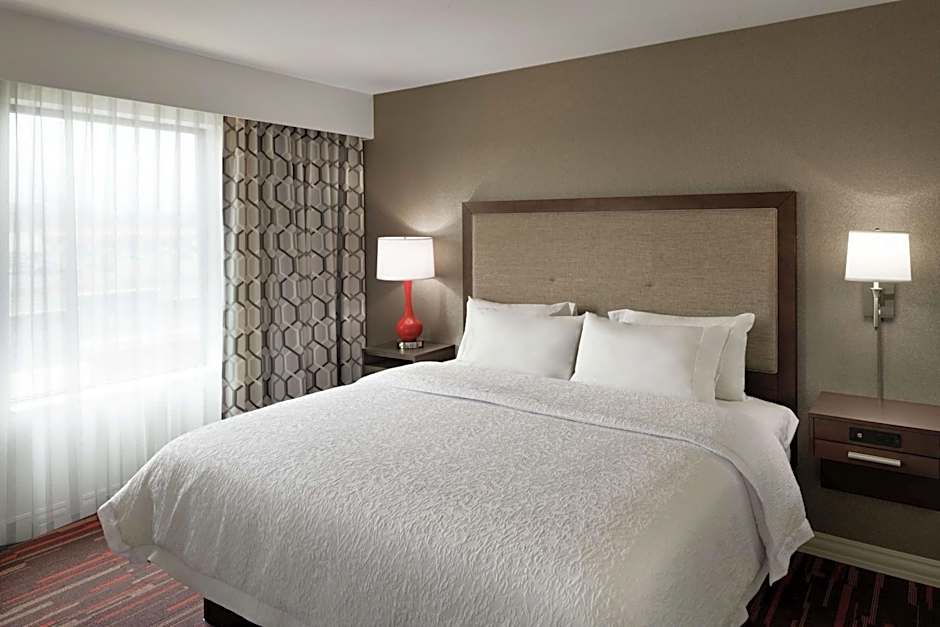 Hampton Inn By Hilton & Suites St. Louis/Alton, IL
