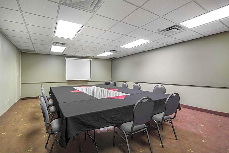 Quality Inn & Suites Yellowknife