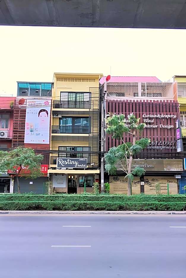 Restiny Hostel