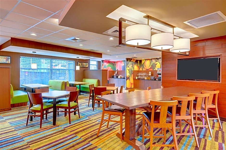 Fairfield Inn & Suites by Marriott Nashville MetroCenter
