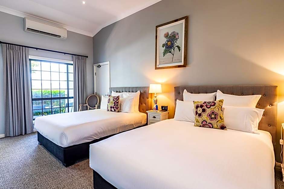 Camden Valley Inn