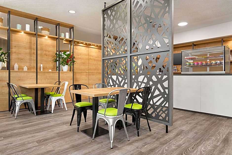 Super 8 by Wyndham Chemnitz