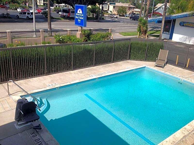 Americas Best Value Inn Riverside