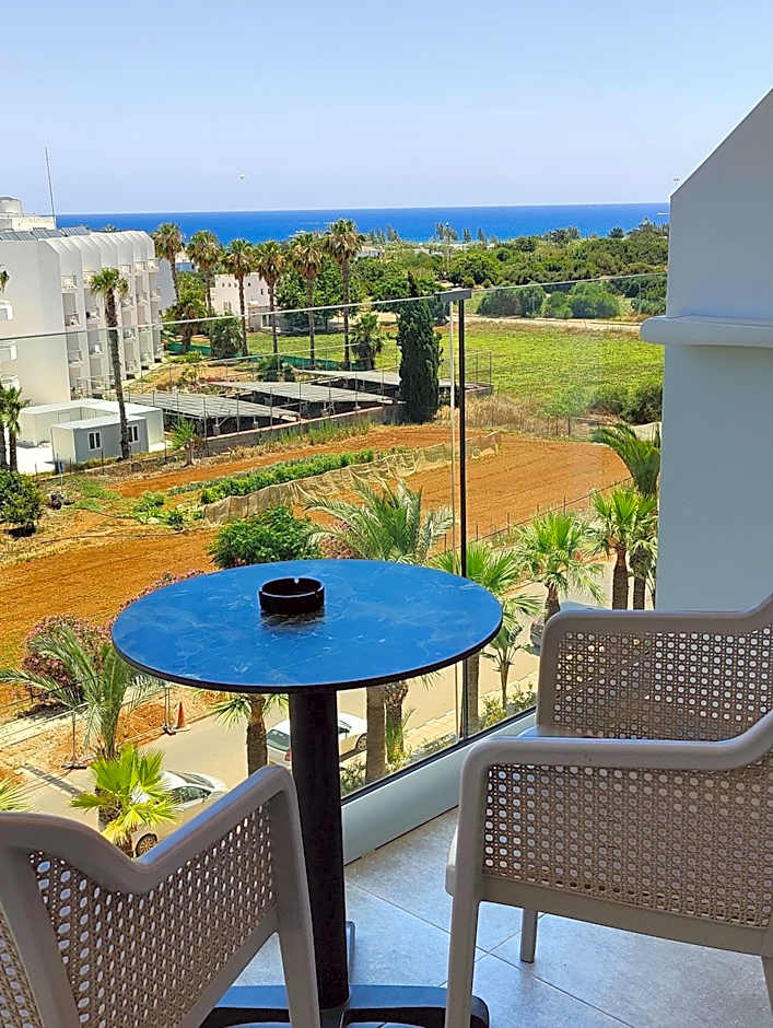 Bohemian Gardens Hotel