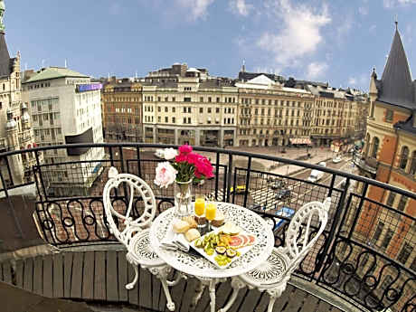 Suite with Balcony