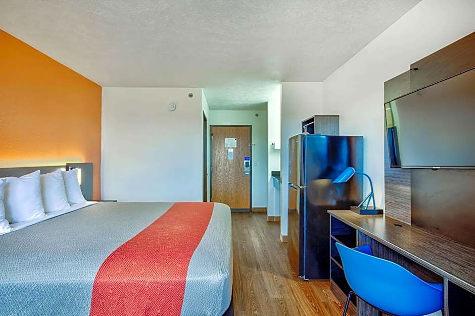 Motel 6-Percival, IA