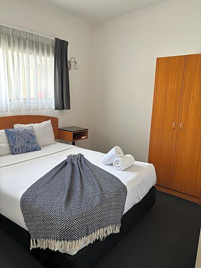 Caboolture Riverlakes Boutique Motel