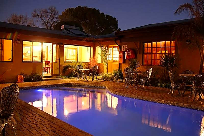 Greenleaf Guest Lodge