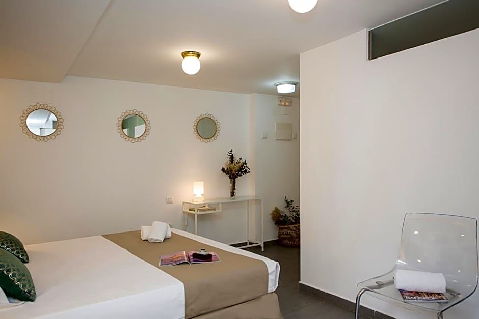 SingularStays Botanico 29 Rooms