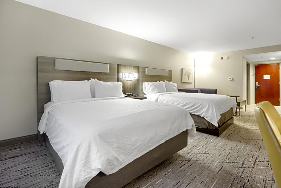 Holiday Inn Express - Gulfport Beach By IHG