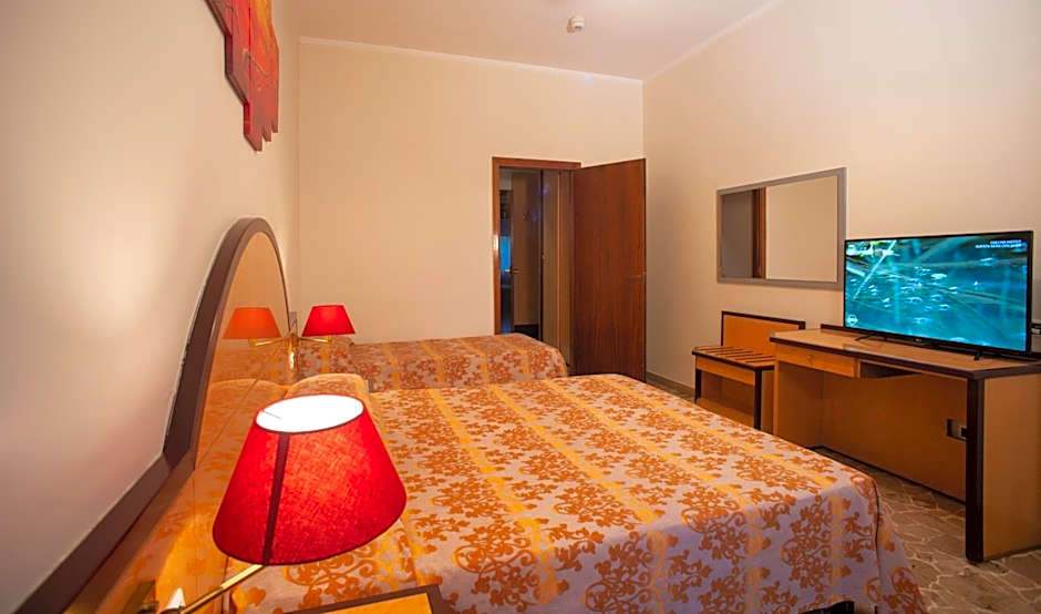 H&L Hotel