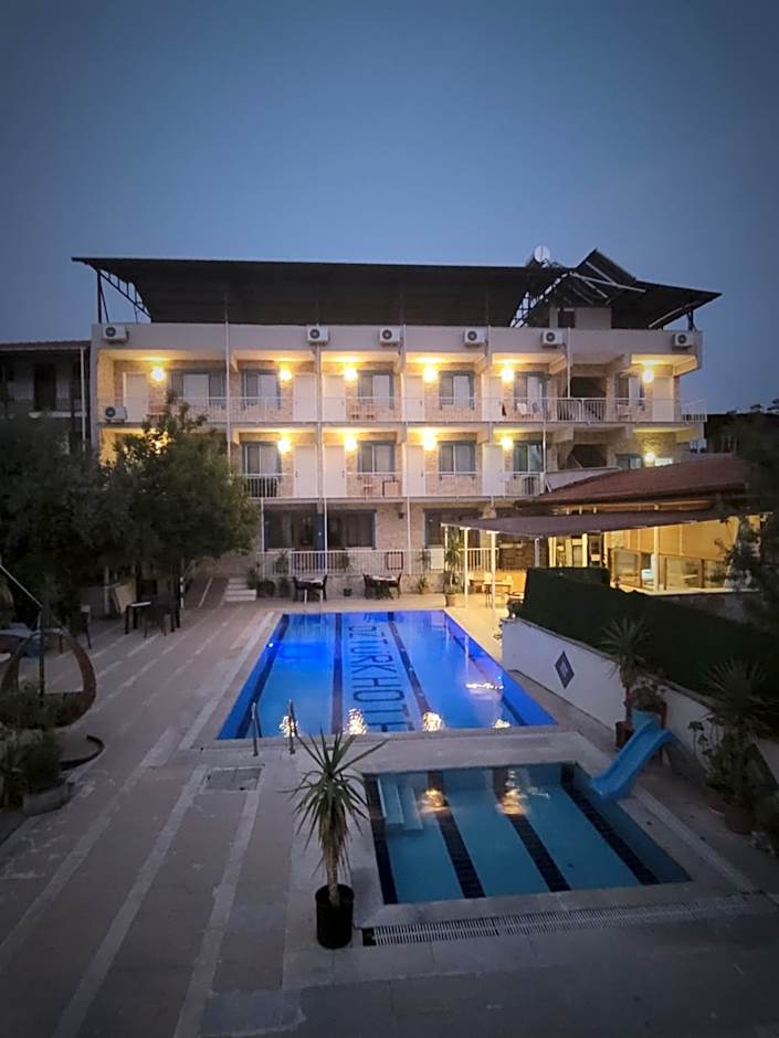 Ozturk Hotel