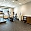 Holiday Inn Express & Suites Buford NE - Lake Lanier by IHG