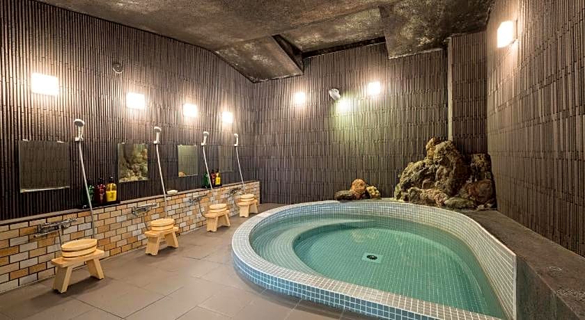 Ryokan Sanoya