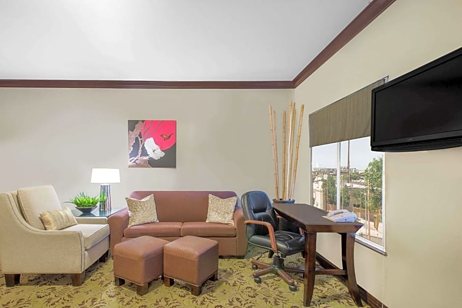 Hawthorn Suites by Wyndham Lubbock