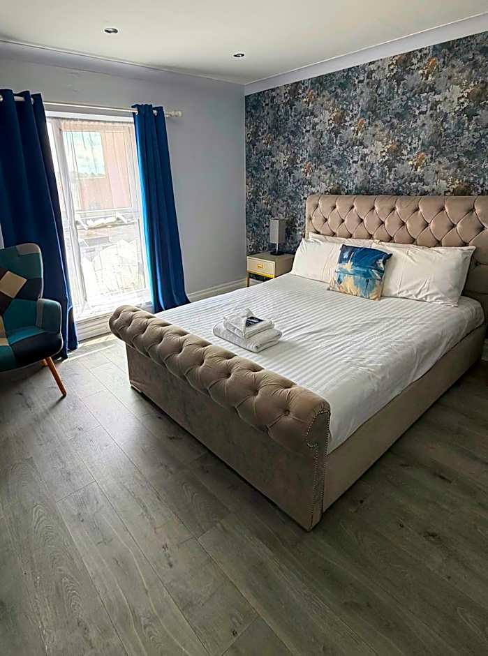 The Hillcrest Hotel