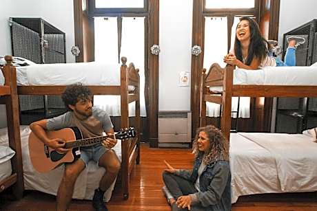 Quadruple Room with Private Bathroom