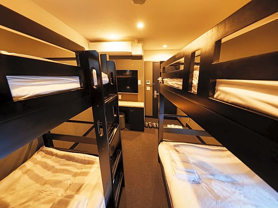 CABIN and HOTEL CONSTANT NAHA