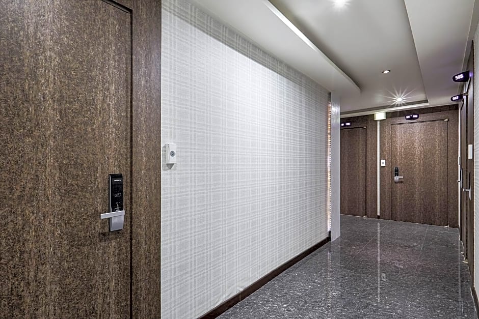 Suwon Galleria Hotel