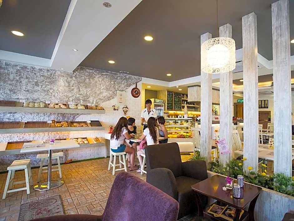 Sunshine Inn Plus