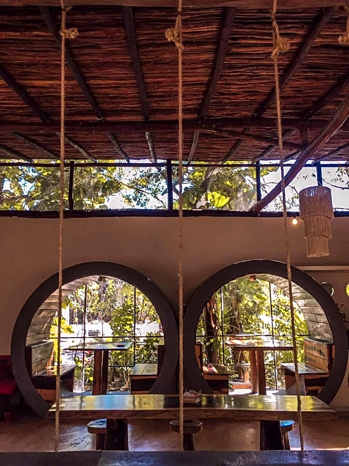 Tubo Tulum Hostel