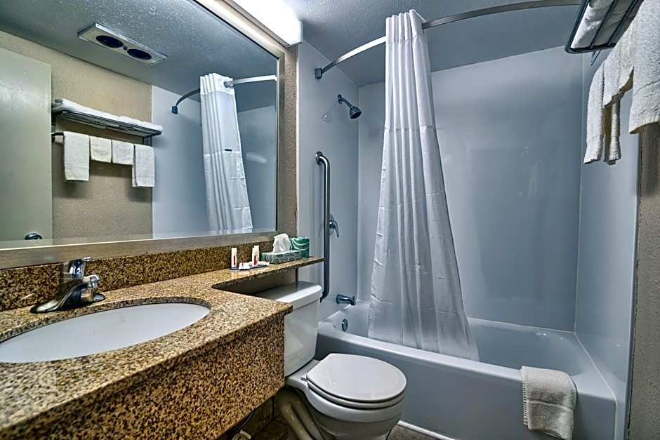 Howard Johnson by Wyndham Bangor