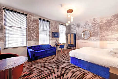 Spacious Double/Twin