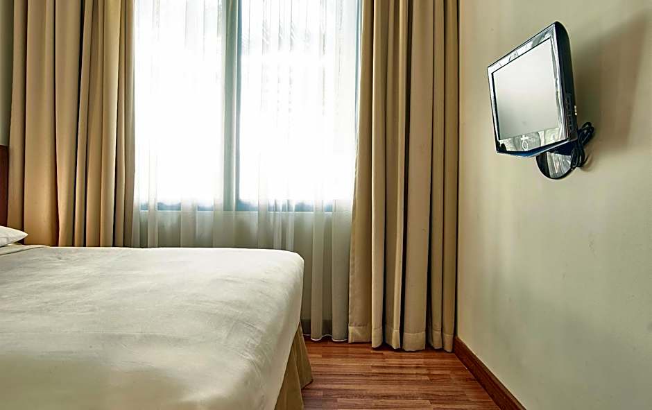 Grand Cikarang Hotel