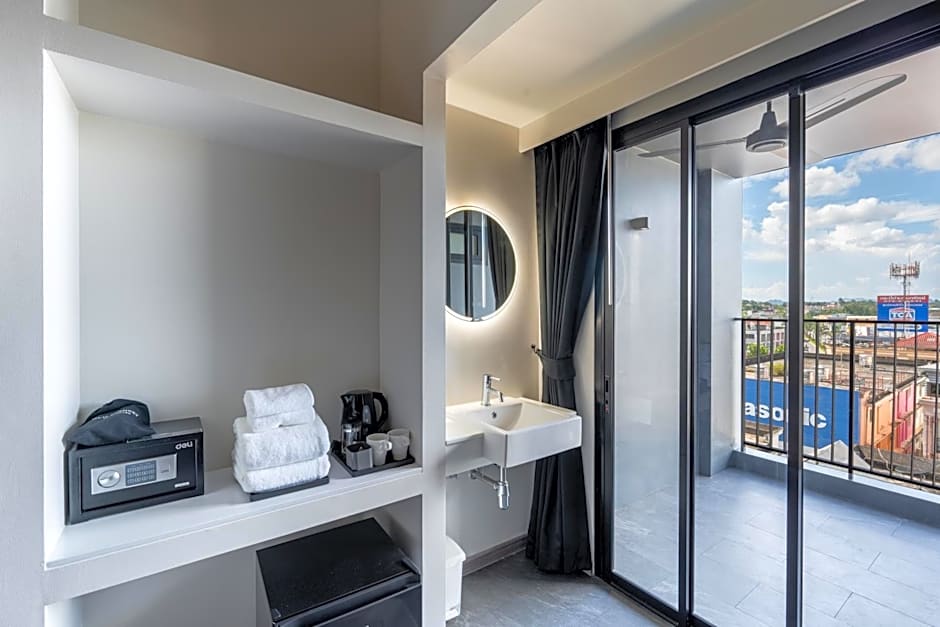 Blu Monkey Hub and Hotel Krabi Town